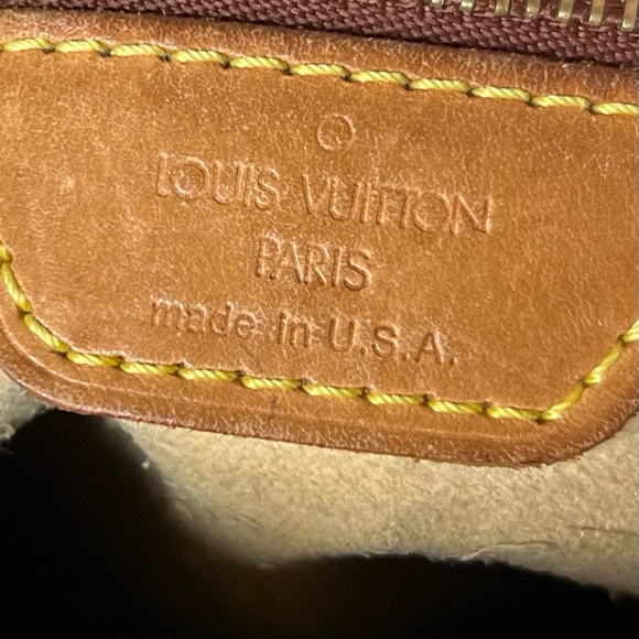 Louis Vuitton looping GM. - Picture 2 of 15